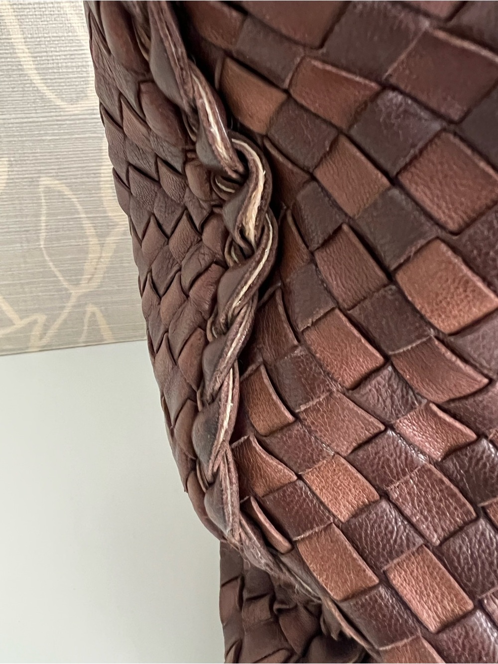 Authentic Bottega Venetta Intrecciato Shoulder Bag - Picture 6 of 11